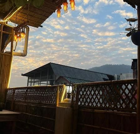 A Pousada Baba'S Rishīkesh Exterior foto